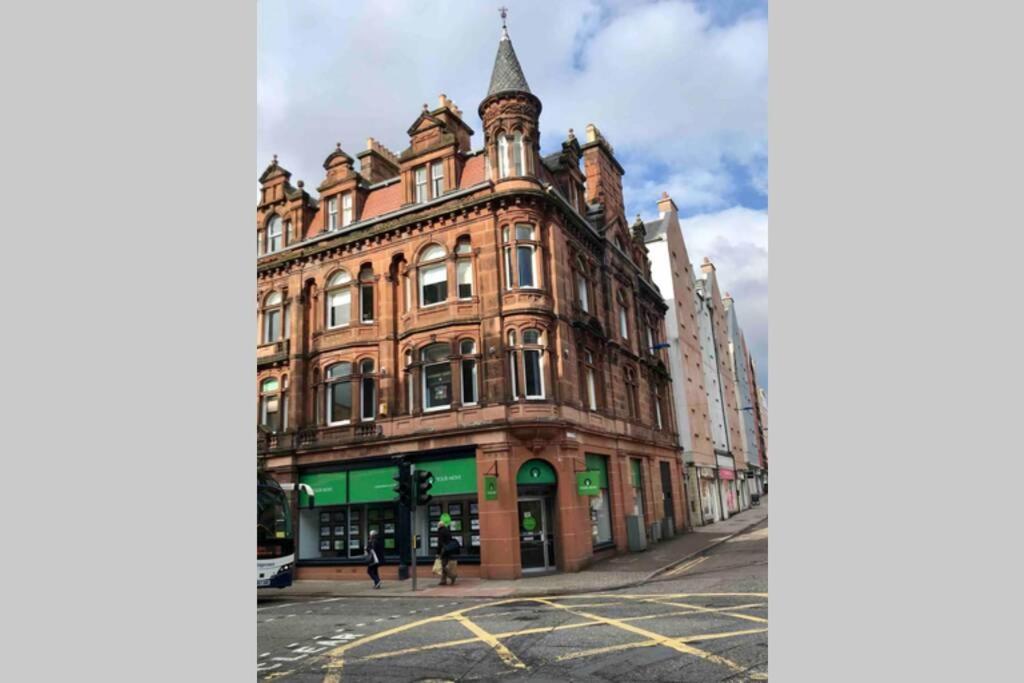 Spacious City Centre Apartment Full Of Character Inverness Esterno foto